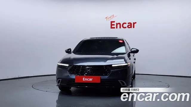 Honda Accord — Фото автомобиля 3
