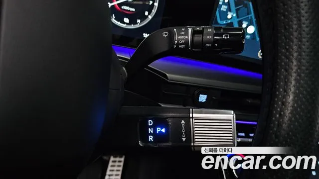 Hyundai Santafe — Фото автомобиля 8