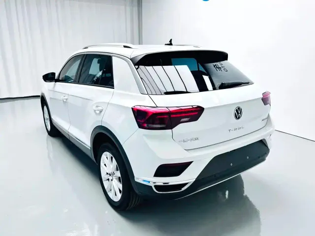 Volkswagen T-Roc — Фото автомобиля 17