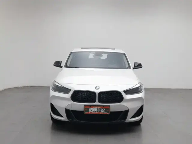 BMW X2 — Фото автомобиля 3
