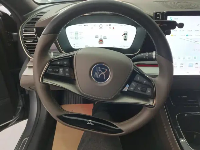 BYD Han — Фото автомобиля 15