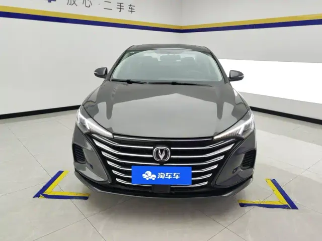 Changan Eado — Фото автомобиля 2