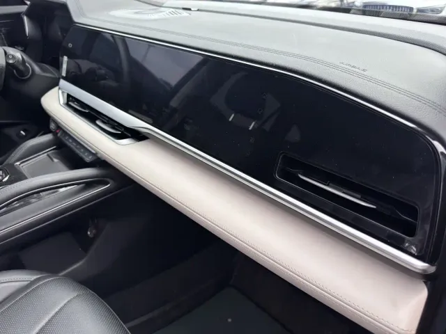 Geely Xingyue L — Фото автомобиля 12