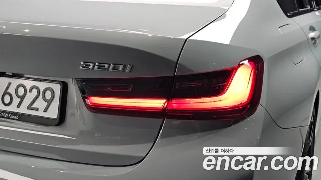 BMW 3-Series 3 серия (G20) 320i M Sport — Фото автомобиля 22
