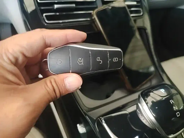 BYD Qin PLUS — Фото автомобиля 8