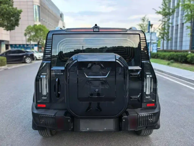 Jetour T2 — Фото автомобиля 5