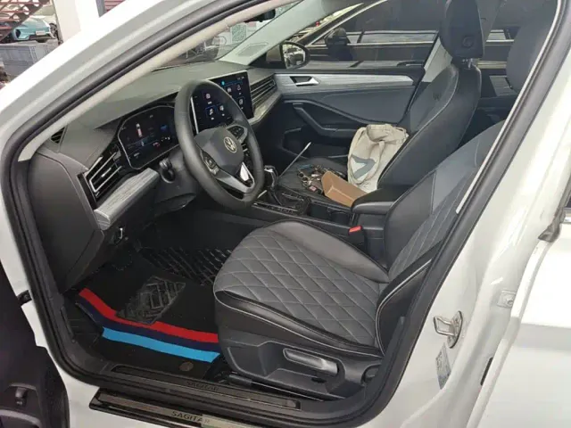 Volkswagen Sagitar — Фото автомобиля 14