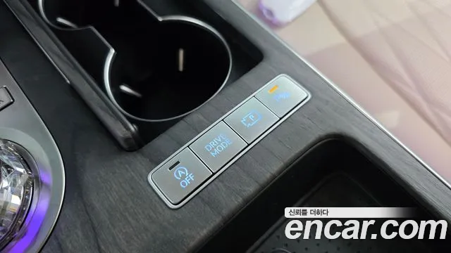 Genesis G80 Бензин 2.5 турбо AWD — Фото автомобиля 29