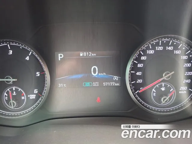 Hyundai Santafe Новый Santa Fe Дизель 2.2 2WD — Фото автомобиля 17