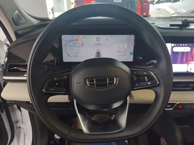 Geely Xingyue L 2023 2.0TD High-power Automatic 2WD Flagship — Фото автомобиля 10