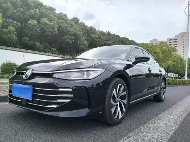 Фотография автомобиля — Volkswagen Passat