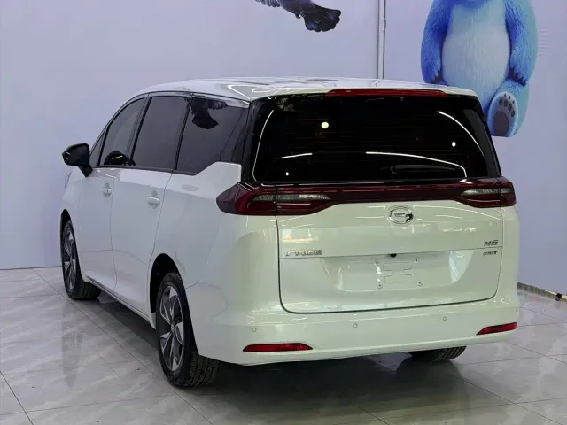 GAC Trumpchi M6 — Фото автомобиля 6
