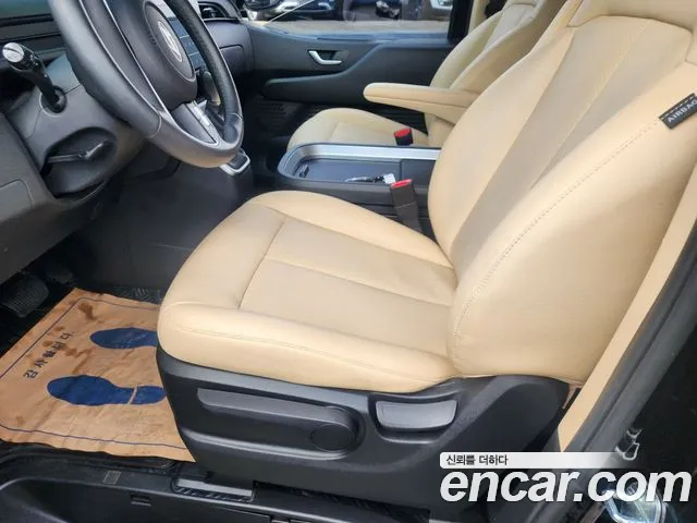 Hyundai Staria Staria Карго 5 мест — Фото автомобиля 16