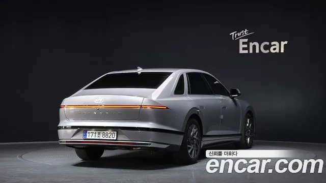 Hyundai Grandeur — Фото автомобиля 2