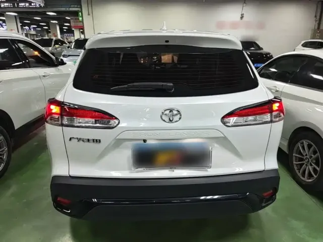 Toyota Frontlander — Фото автомобиля 5