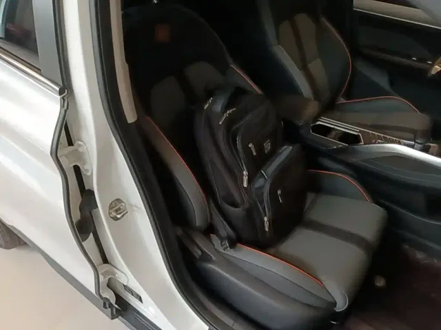 Geely Binyue — Фото автомобиля 24