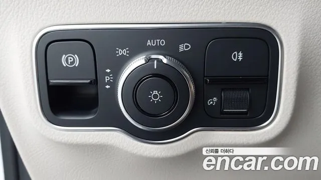Mercedes-Benz EQA — Фото автомобиля 20