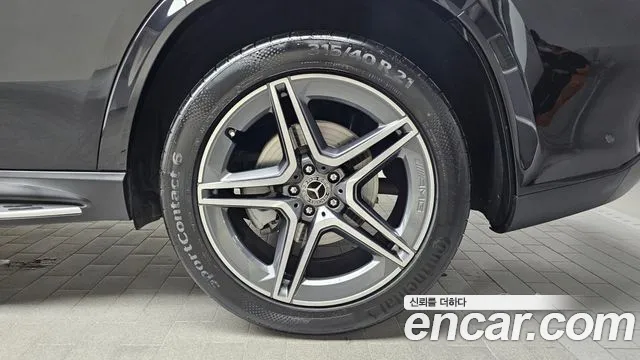 Mercedes-Benz GLS-Class — Фото автомобиля 5