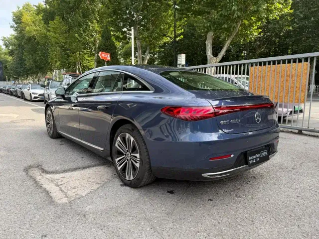 Mercedes-Benz EQS — Фото автомобиля 3
