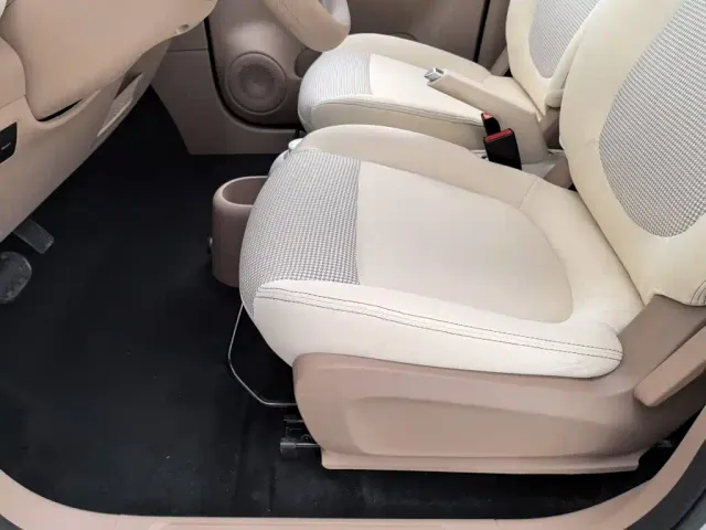 Wuling Hongguang Mini EV — Фото автомобиля 20