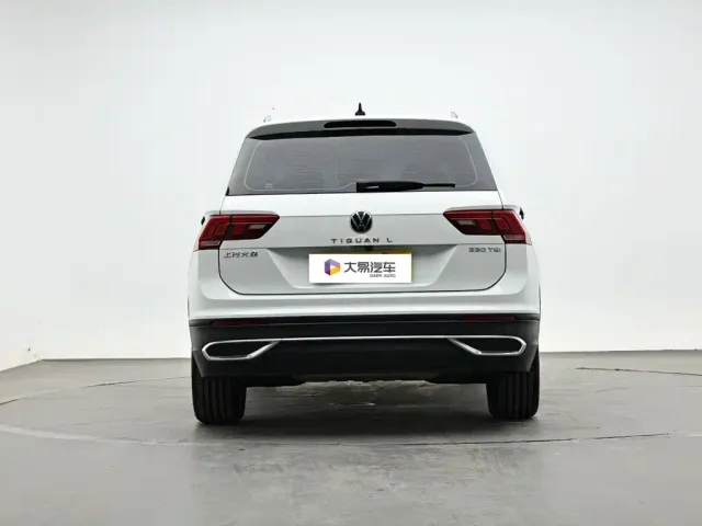 Volkswagen Tiguan L — Фото автомобиля 4