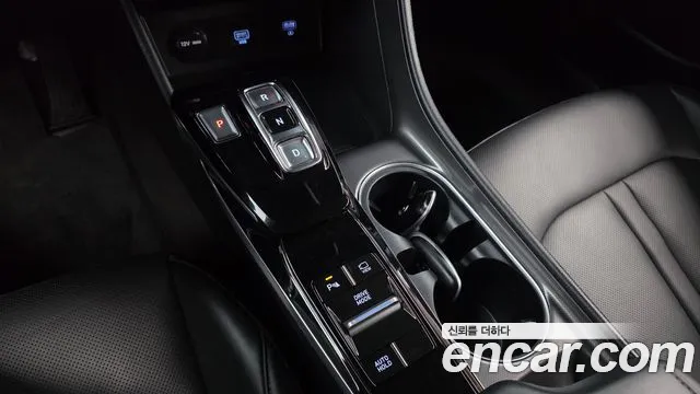 Hyundai Sonata — Фото автомобиля 3