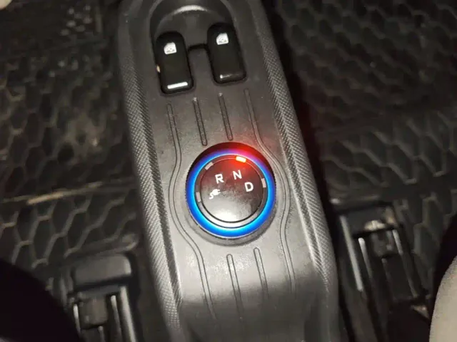 Wuling Hongguang Mini EV — Фото автомобиля 13
