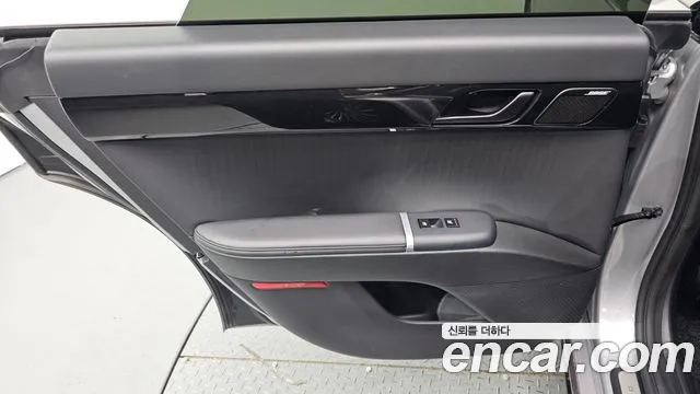 Hyundai Grandeur GN7 — Фото автомобиля 14