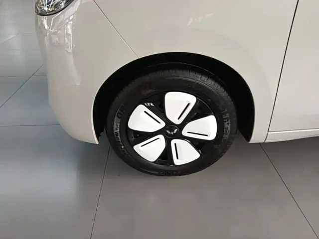 Wuling Hongguang Mini EV — Фото автомобиля 22