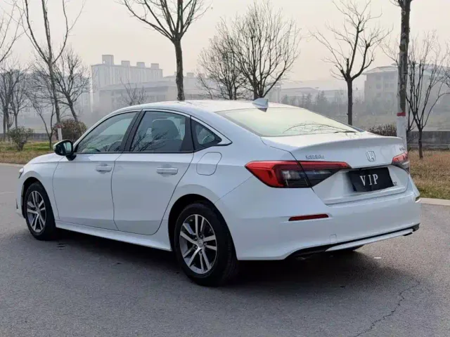 Honda Civic — Фото автомобиля 4