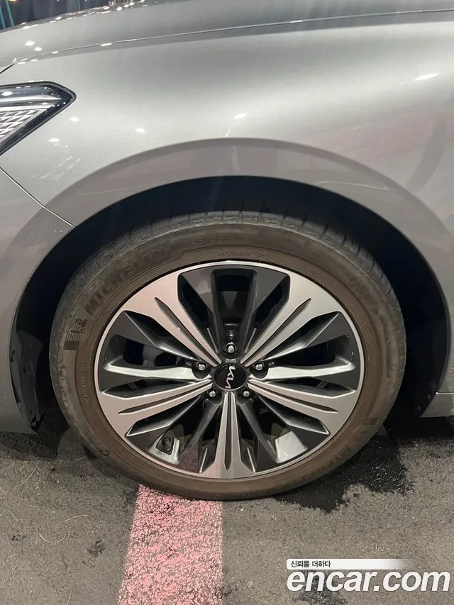 Kia K8 K8 Hybrid — Фото автомобиля 3