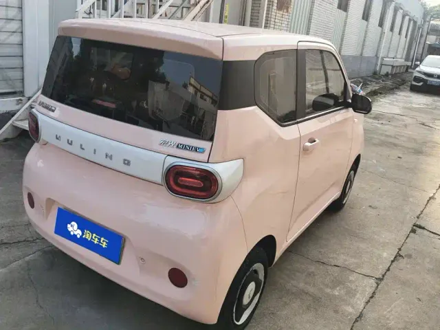 Wuling Hongguang Mini EV — Фото автомобиля 3