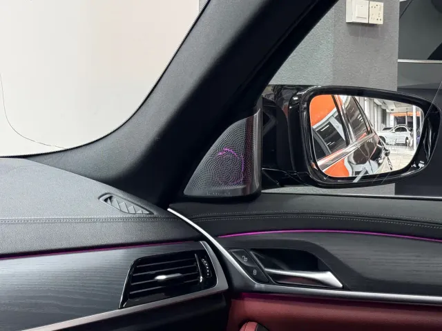 BMW 5 Series — Фото автомобиля 15