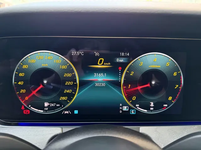 Mercedes-Benz CLS-Class — Фото автомобиля 19