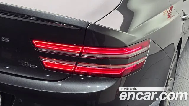 Genesis G80 RG3 — Фото автомобиля 8