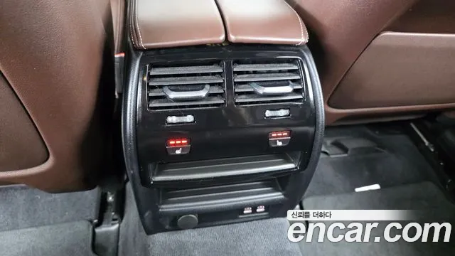 BMW 5 Series G30 — Фото автомобиля 24
