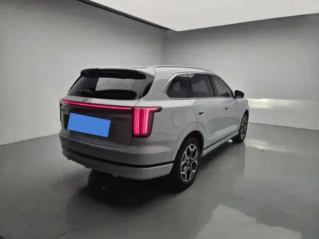 Jetour Shanhai Jetour Shanhai L7 PLUS 2025 220km Elite Edition 7-seater — Фото автомобиля 6