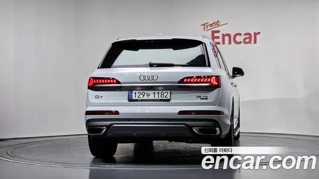 Audi Q7 4M — Фото автомобиля 4