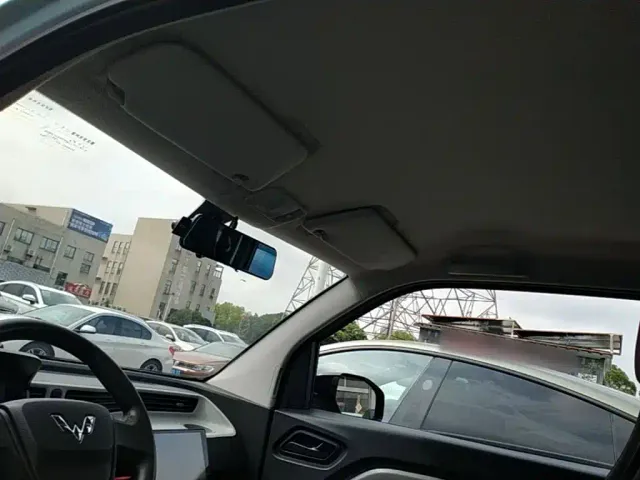 Wuling Hongguang Mini EV — Фото автомобиля 17