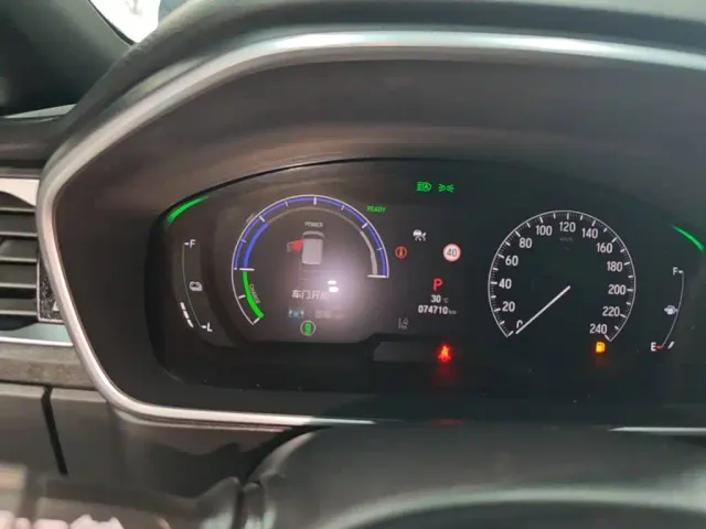 Honda Elysion — Фото автомобиля 11