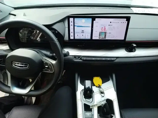 Geely Emgrand L — Фото автомобиля 9