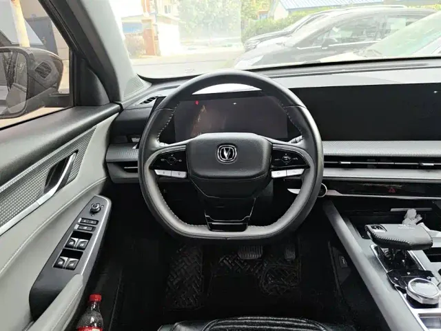 Changan Changan CS75 PLUS 2022 2nd Gen 2.0T Automatic Premium — Фото автомобиля 15