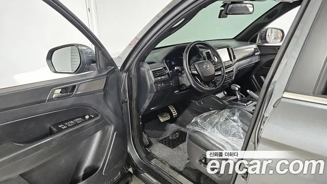 KG_Mobility_Ssangyong Rexton Новый Rexton Sport Khan Дизель 2.2 2WD — Фото автомобиля 10
