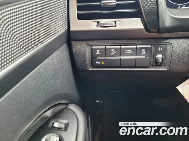 KG_Mobility_Ssangyong Rexton — Фото автомобиля 12