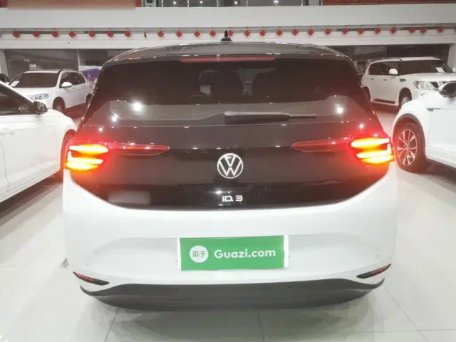 Volkswagen ID.3 — Фото автомобиля 5