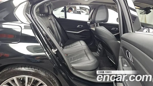 BMW 3-Series 3 серия (G20) 320i Luxury — Фото автомобиля 12