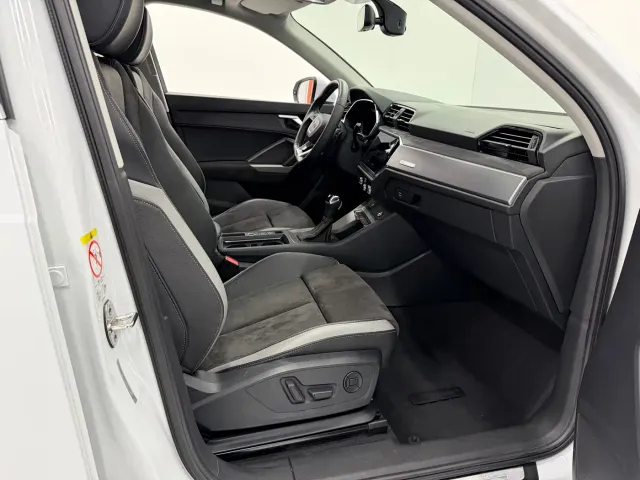 Audi Q3 — Фото автомобиля 14