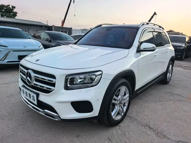 Фотография автомобиля — Mercedes-Benz GLB-Class