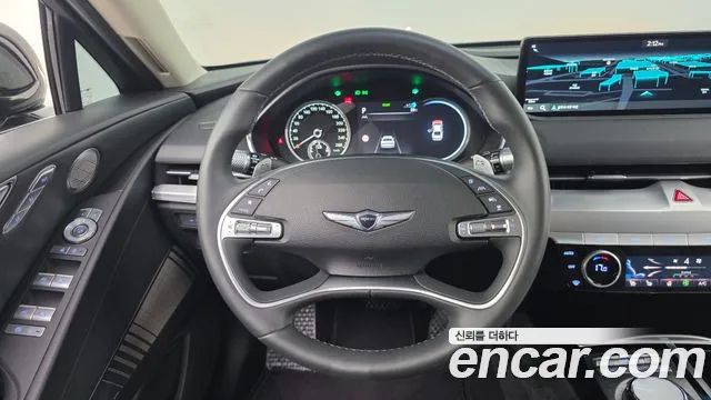 Genesis G80 Electrified G80 (RG3) — Фото автомобиля 10