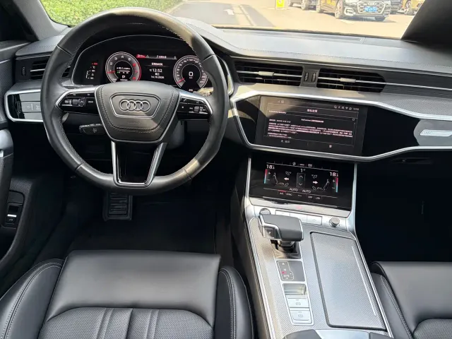 Audi A6L — Фото автомобиля 8